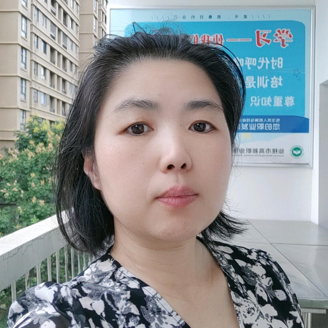 草根丽君（不要秒赞）