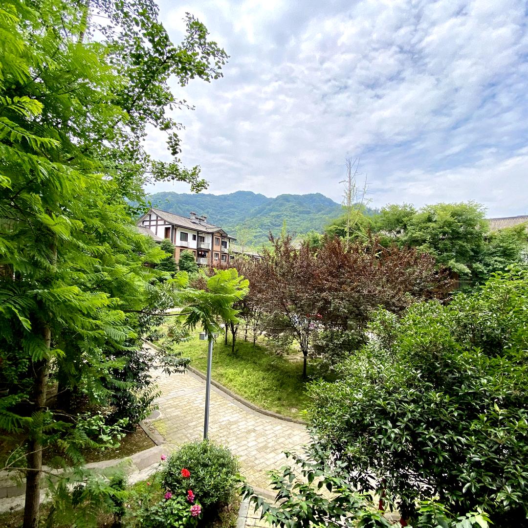 峨眉山逸安民宿客栈