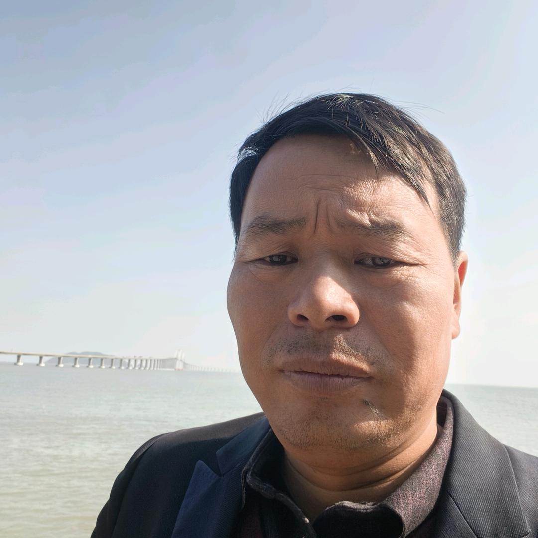 陈锅锅