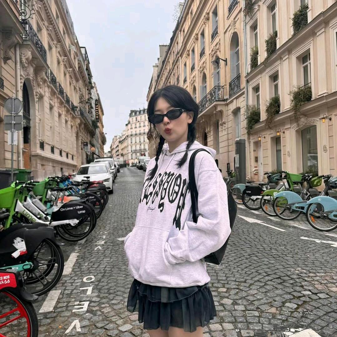 嗑个瓜子