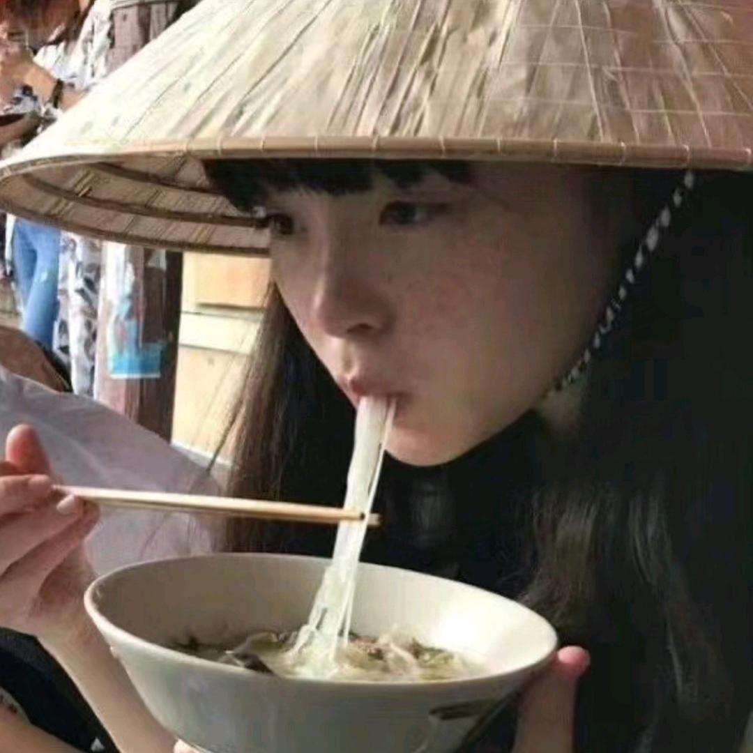 嘻嘻超爱吃