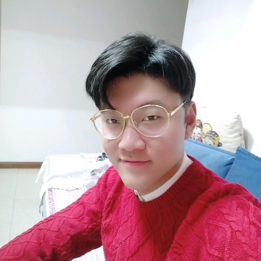丶请亲切的称呼我小健健