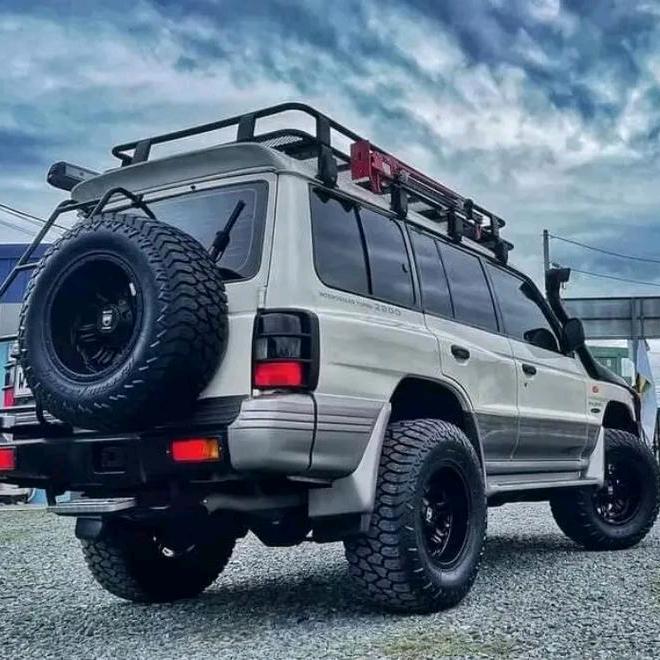 开猎豹的小伙子丶