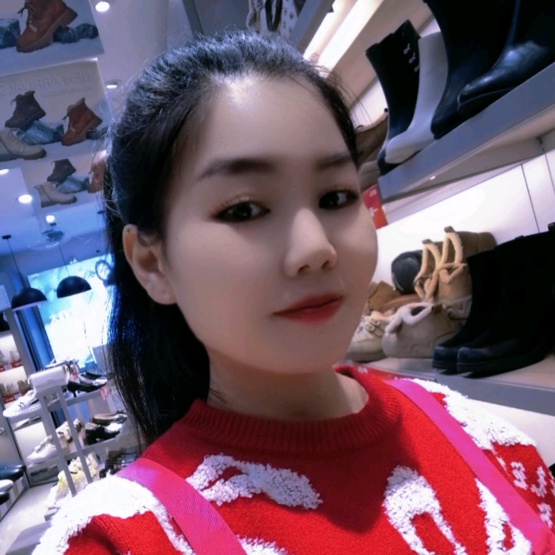 周周😎