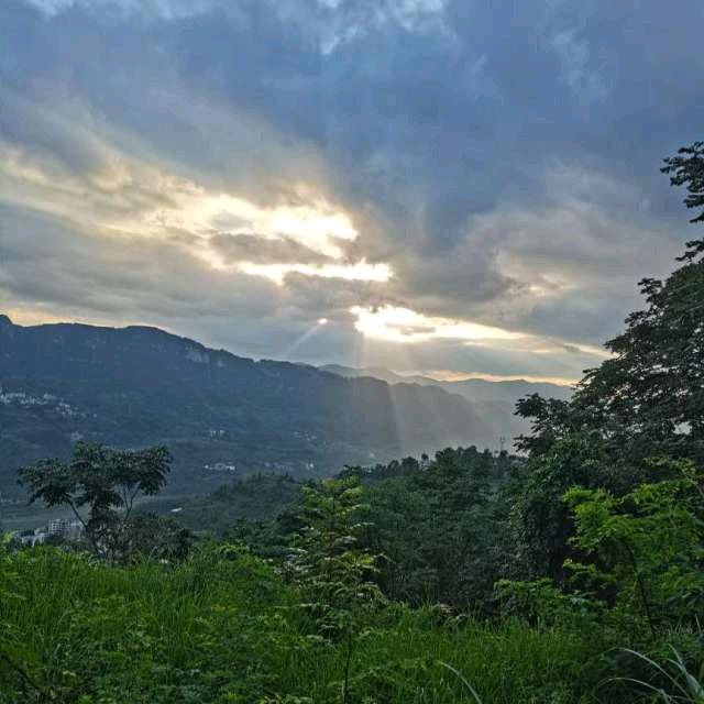 💞ℒᎭℯ⃝余生安好ృ༊:：