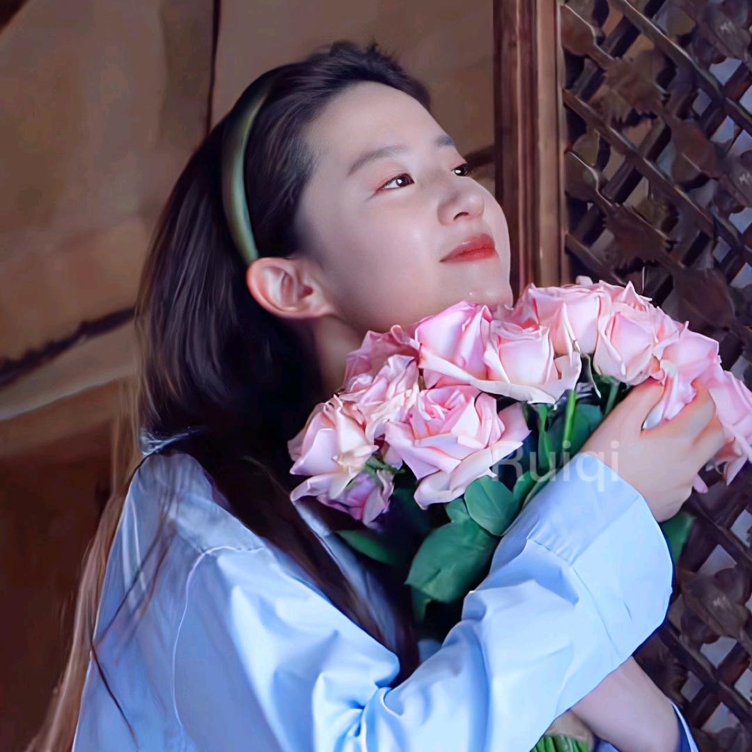 🌈仙女不吃糖头像