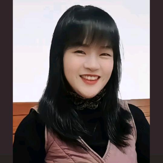 甜甜微笑