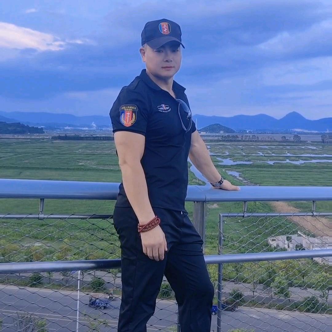 单身：私人保镖