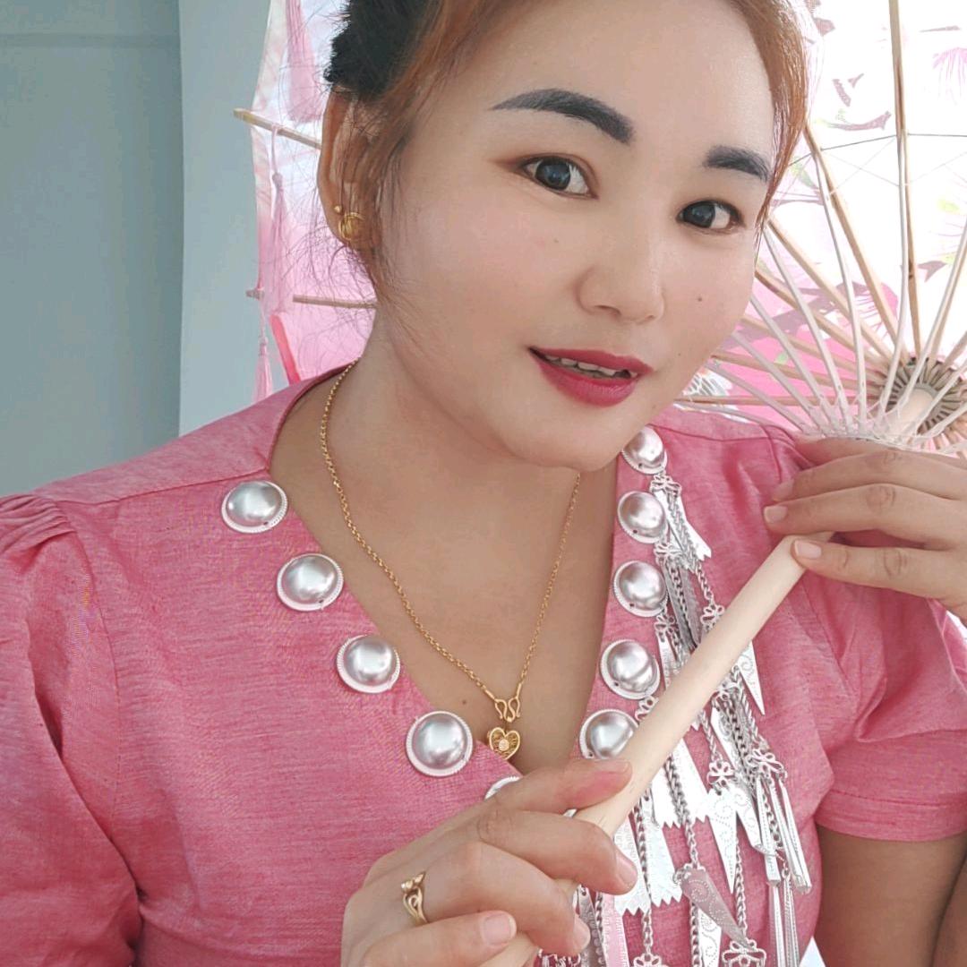 😘爱你一万年😘