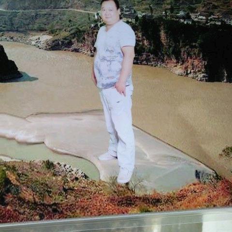 张荣伟