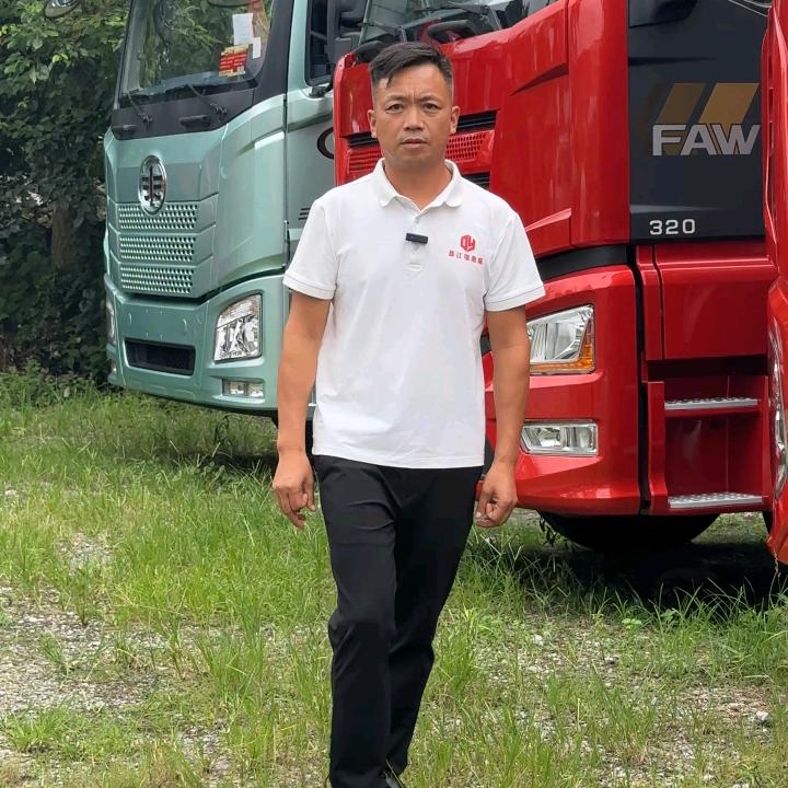 小杨货车（都江堰鼎耀）