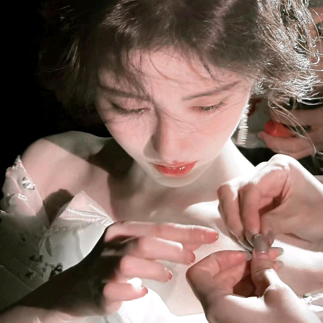 青青子衿 _Yiijingj