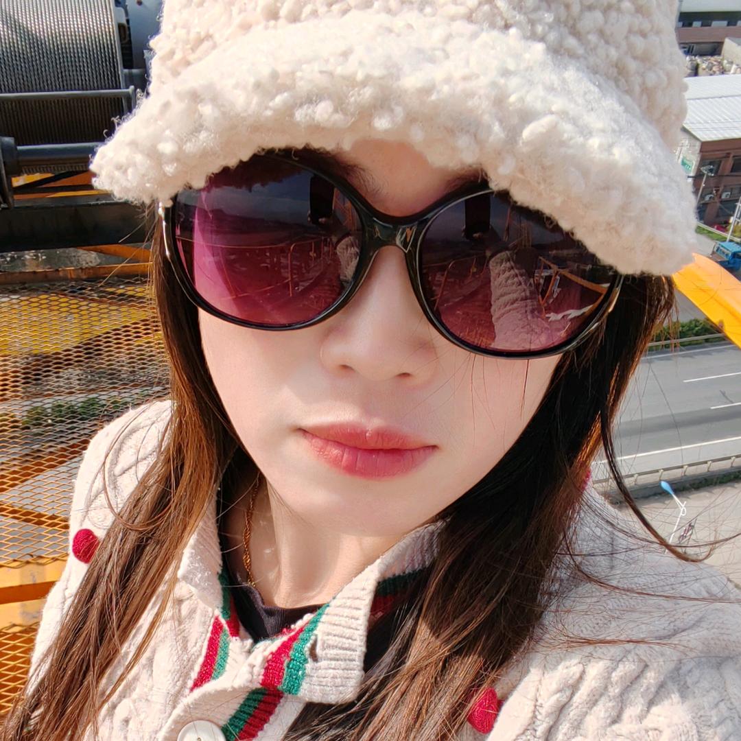 塔吊女司机
