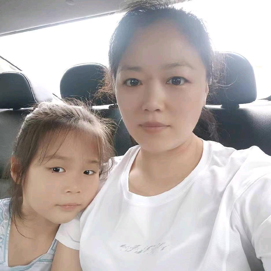 小鱼儿₍˄·͈༝·͈˄*₎◞ ̑̑