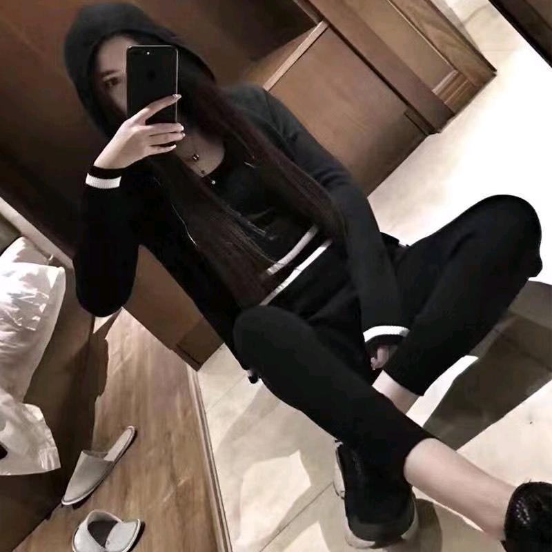 微笑中带点苦涩