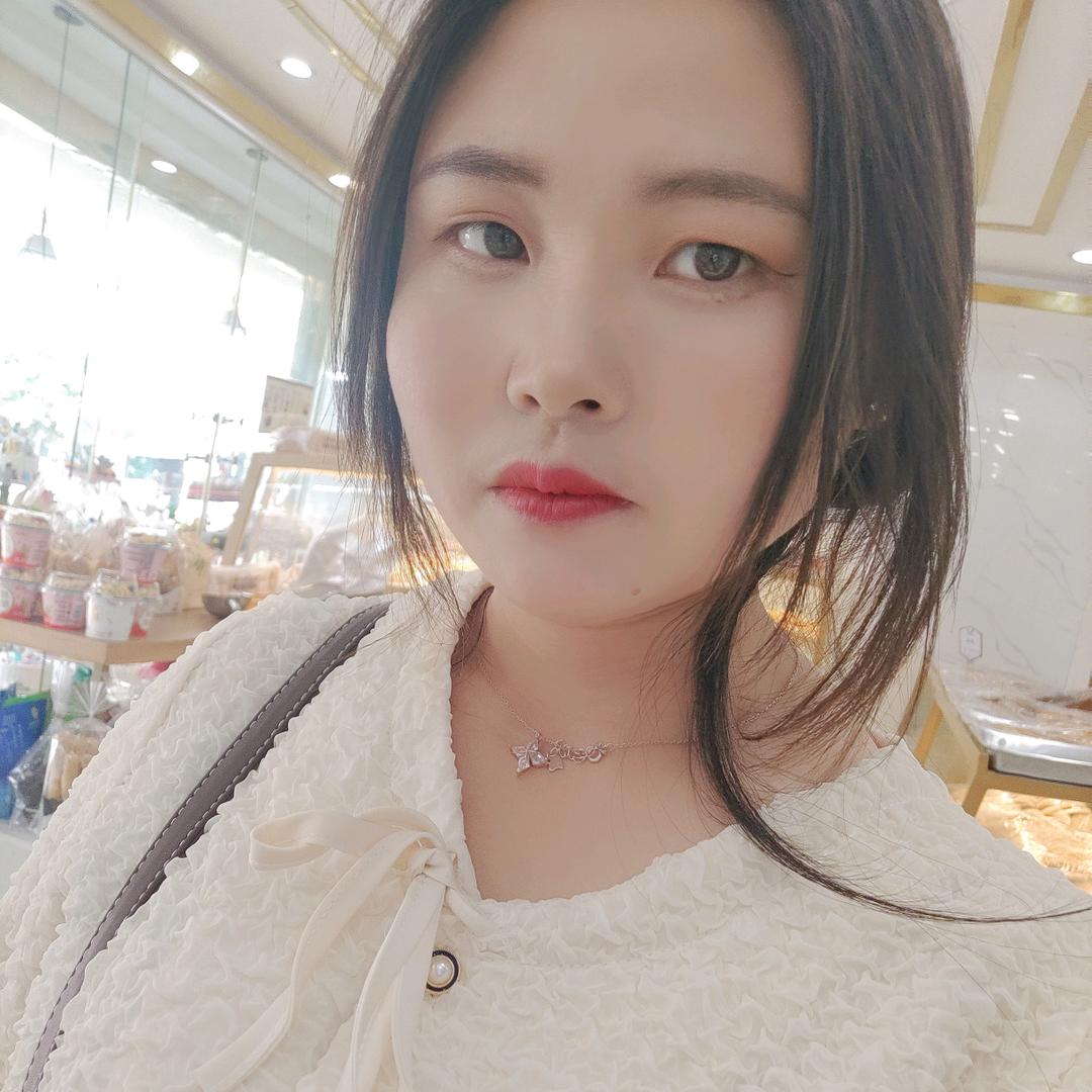 @英子