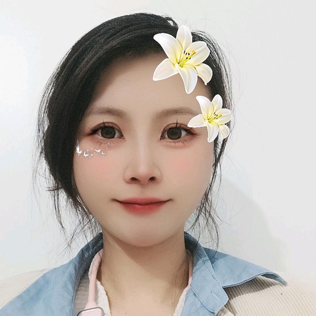 秀吖（左拍0080）