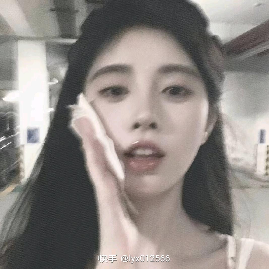 迷糊少女