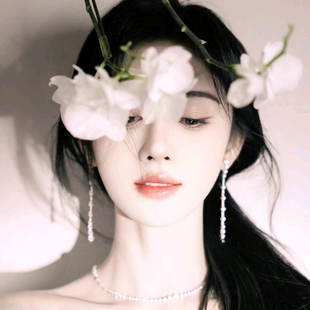 柒月