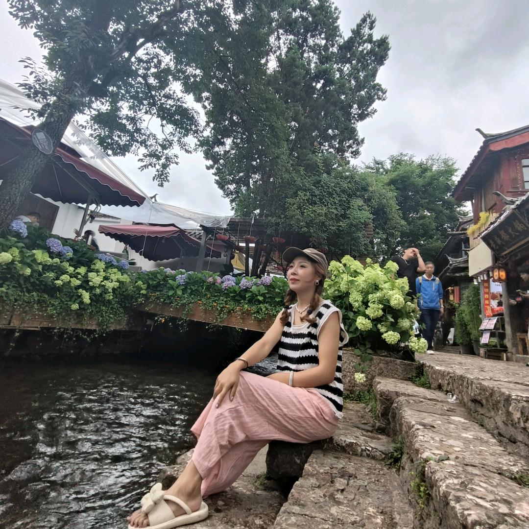 旅游百事通莎莎
