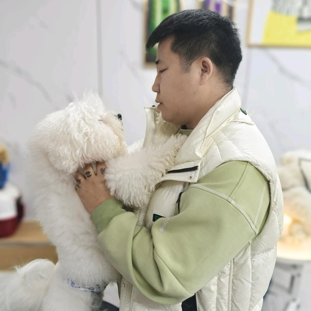 搞毛店长李欻欻