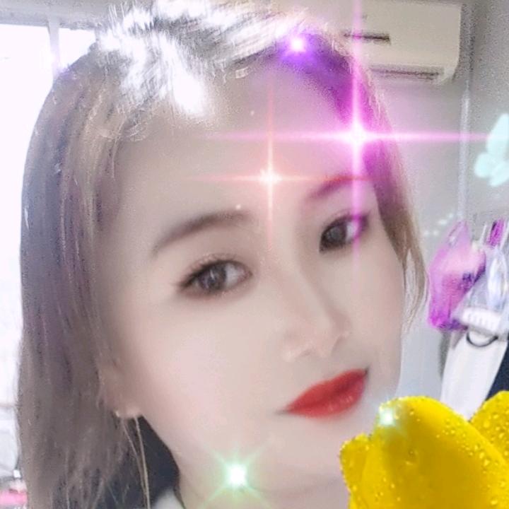 冰蓝水晶