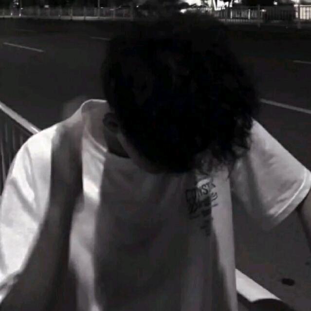 𝑻𝒙.偏偏