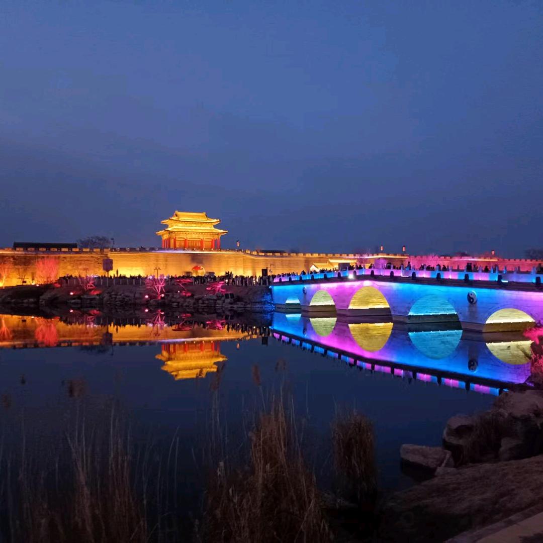 前路漫漫亦灿灿