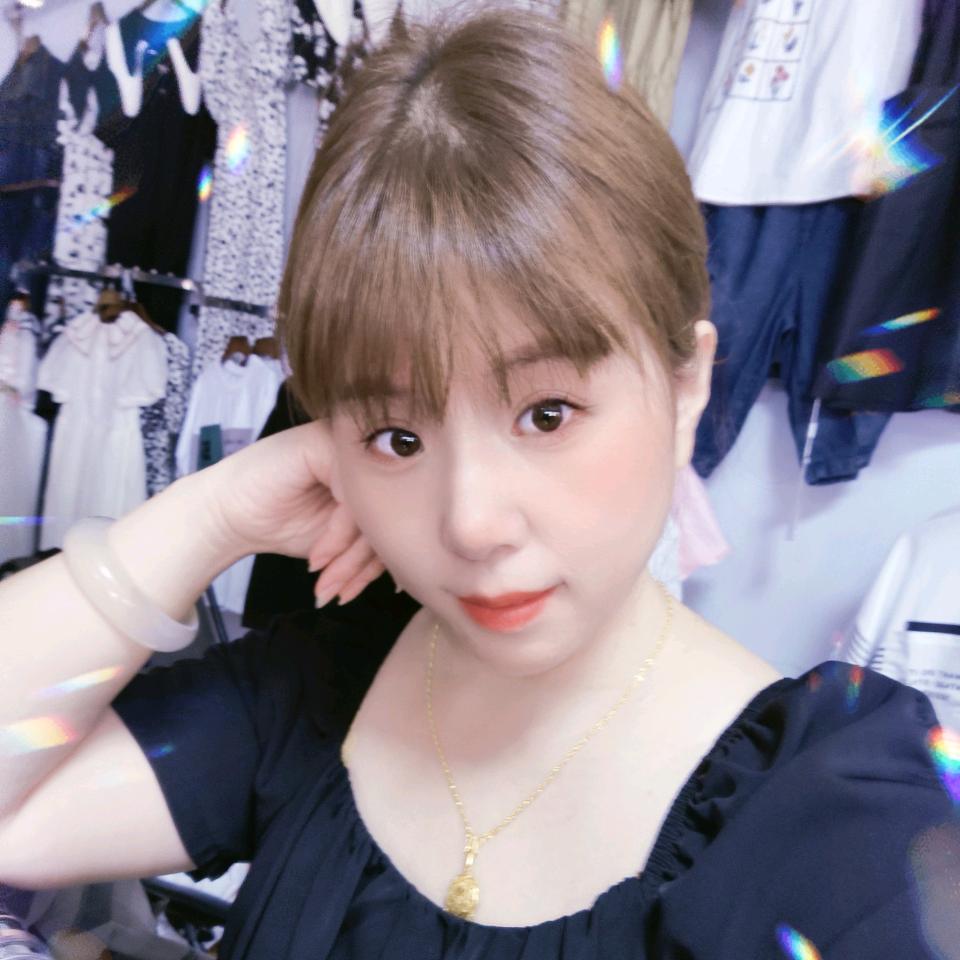 丽华服饰