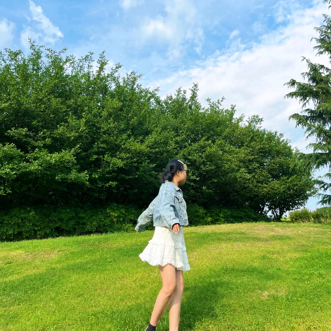 小梅吖