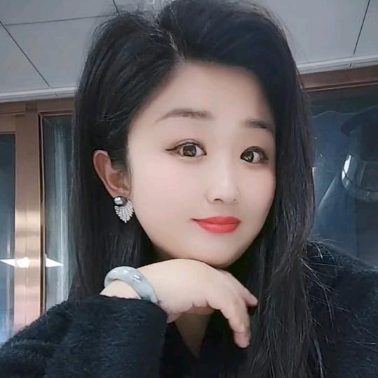 🌹卖花东施🌹