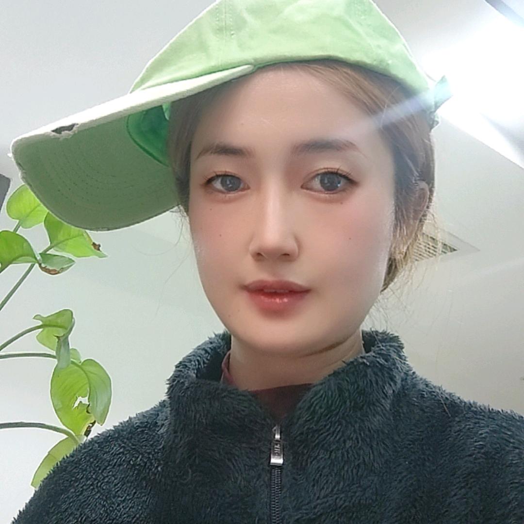 李菲
