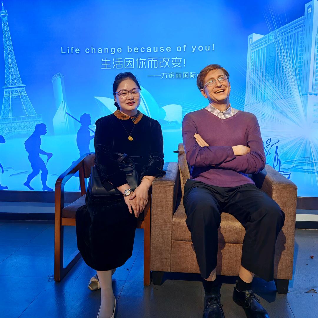 做旅游的小姐姐