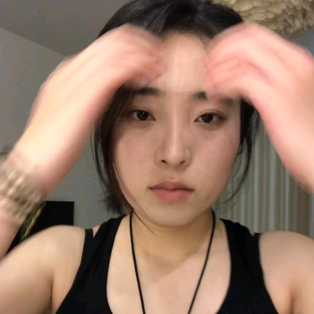 布鲁闪闪