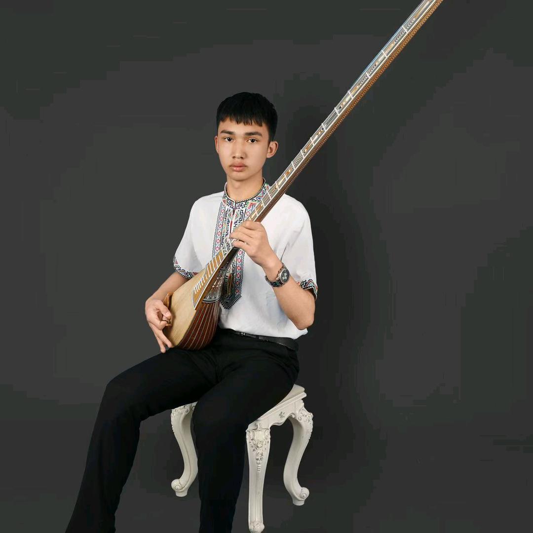 阿卜杜拉爱弹琴