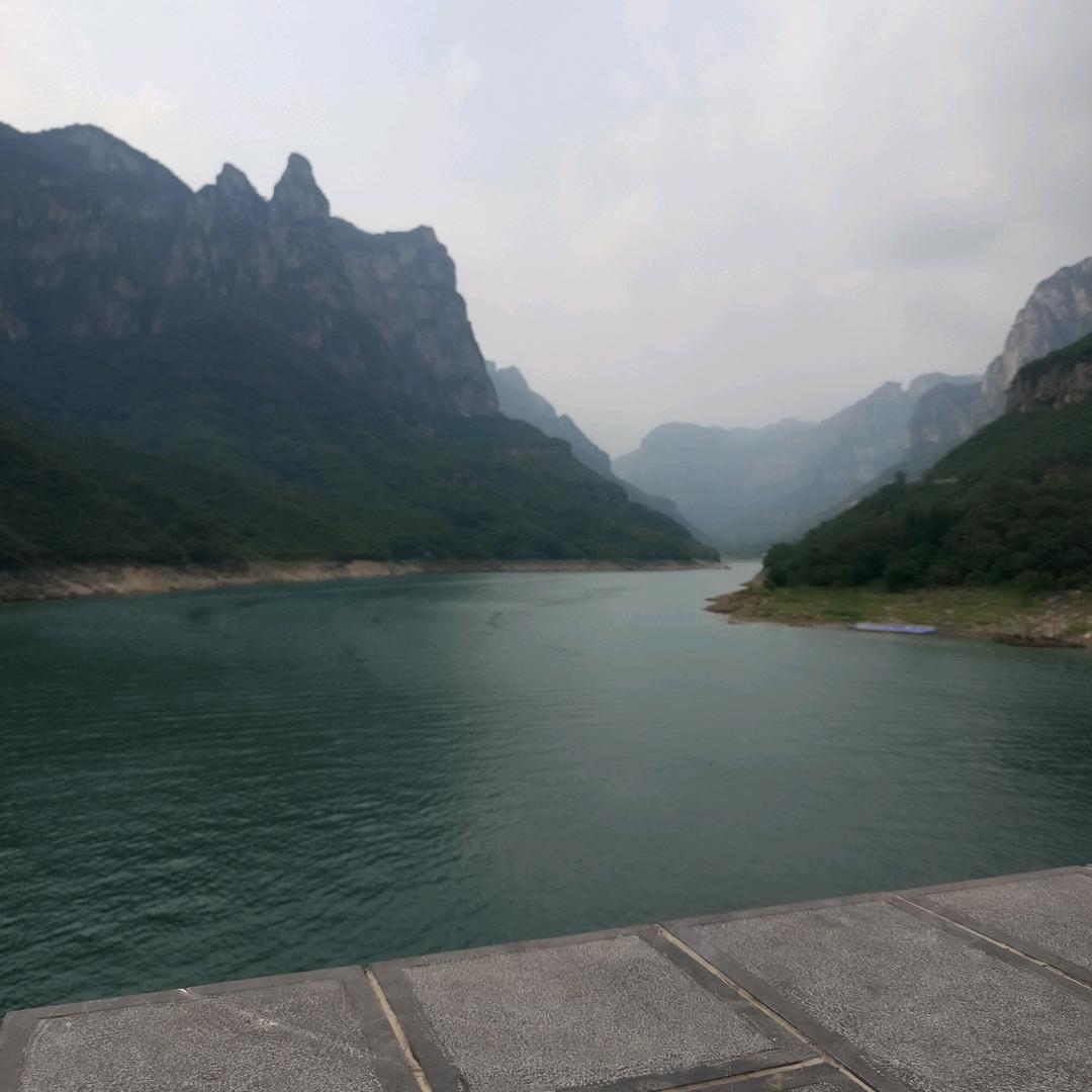 大鹏庭院门，护栏