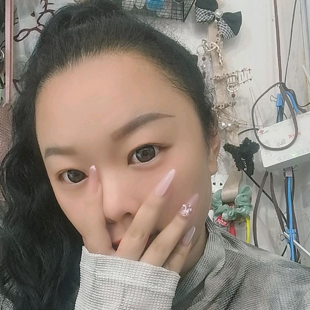 柳姑娘爱钓鱼