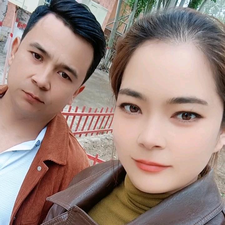 拜城县富起来抽纸洗衣粉批发中心