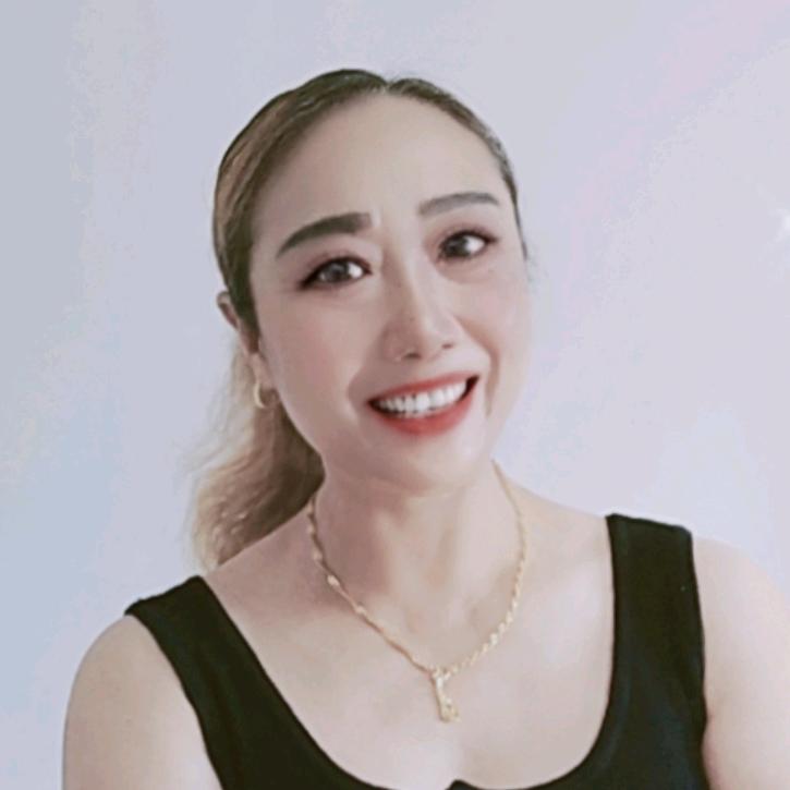 开心的我