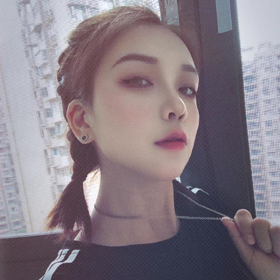 Mrs.Zhou