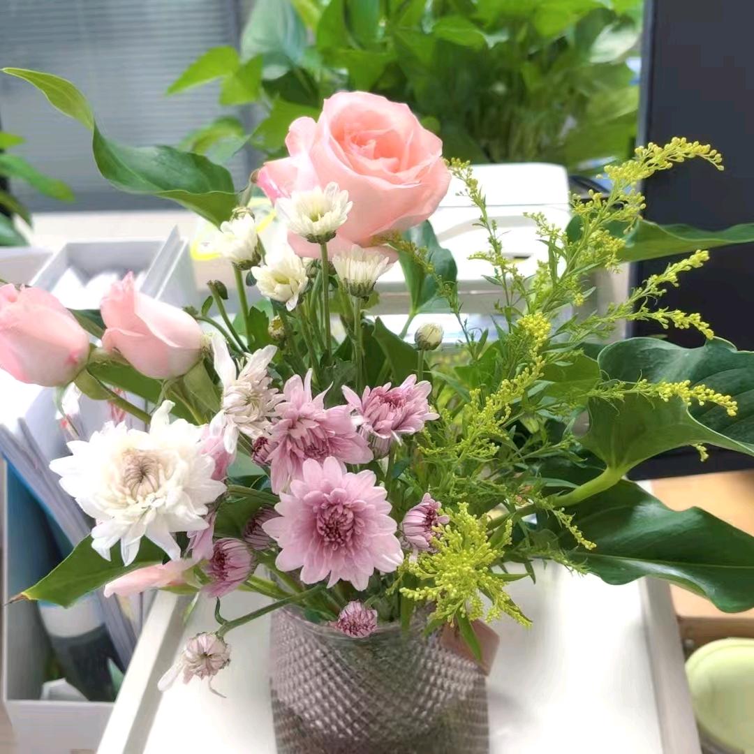 温柔的暴脾气姑娘