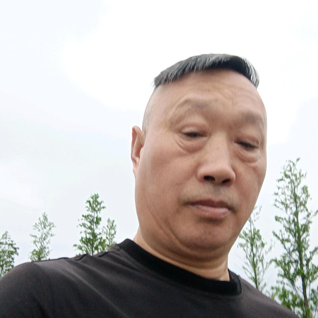 用户1461714830935谭