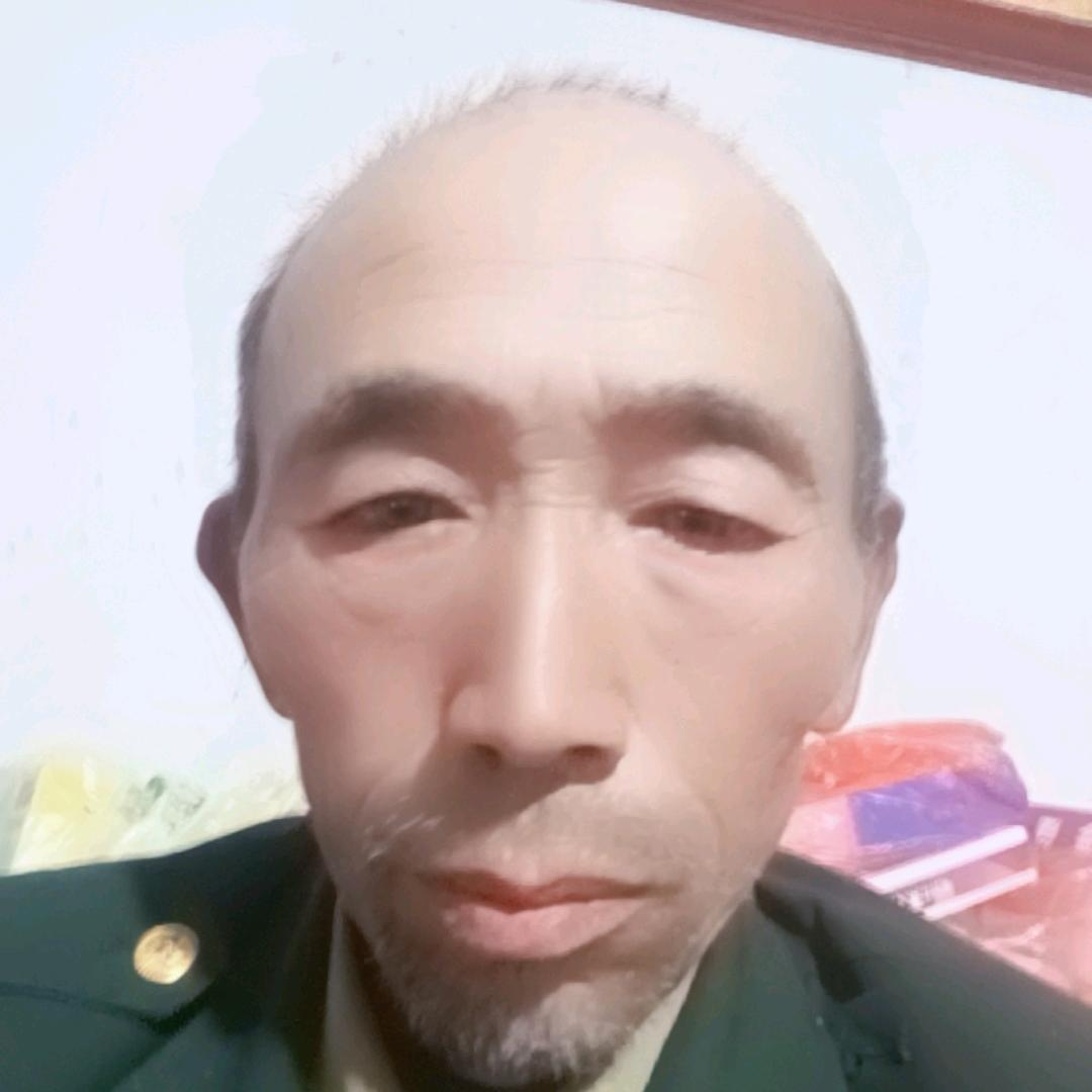 小平果吴哥残疾人养植牛羊马犬训练放羊犬