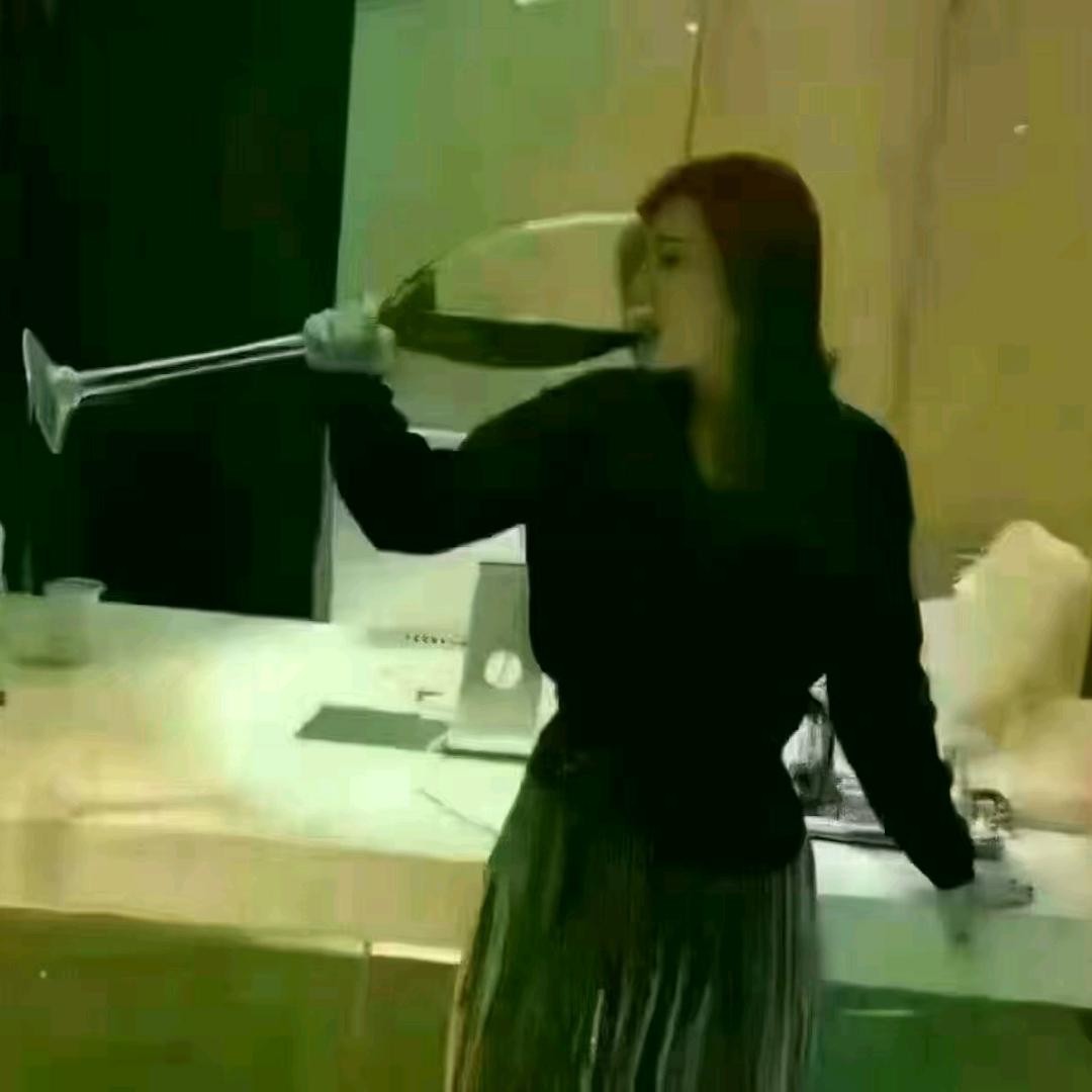 🖐🏻🖐🏻宇博