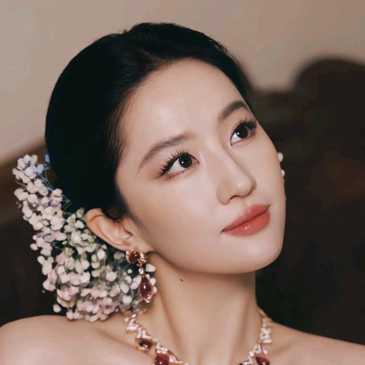 杨二孽(减肥版)