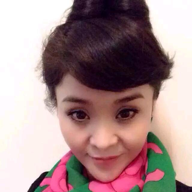 哈丽