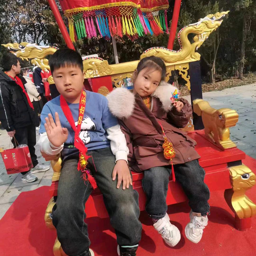 孟菇凉的任先生👨‍👩‍👧‍👦