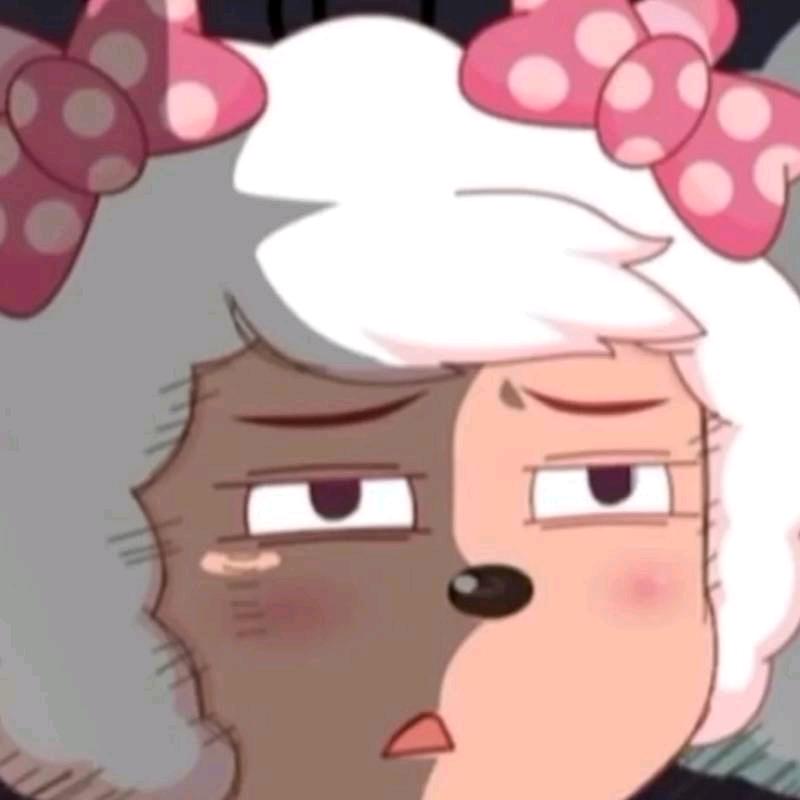 半夜饿起床偷吃时脚趾撞到桌角倒在黎明前夕