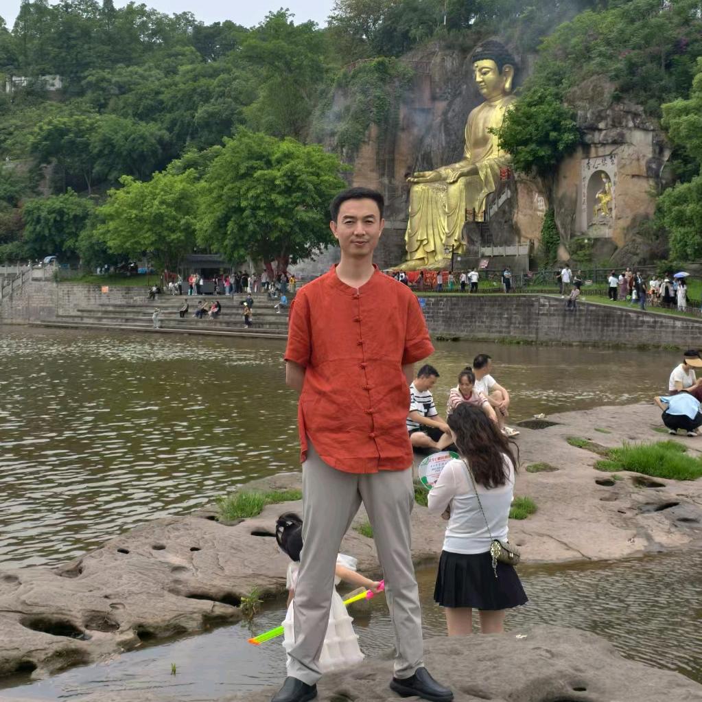 dk网罗贵怀