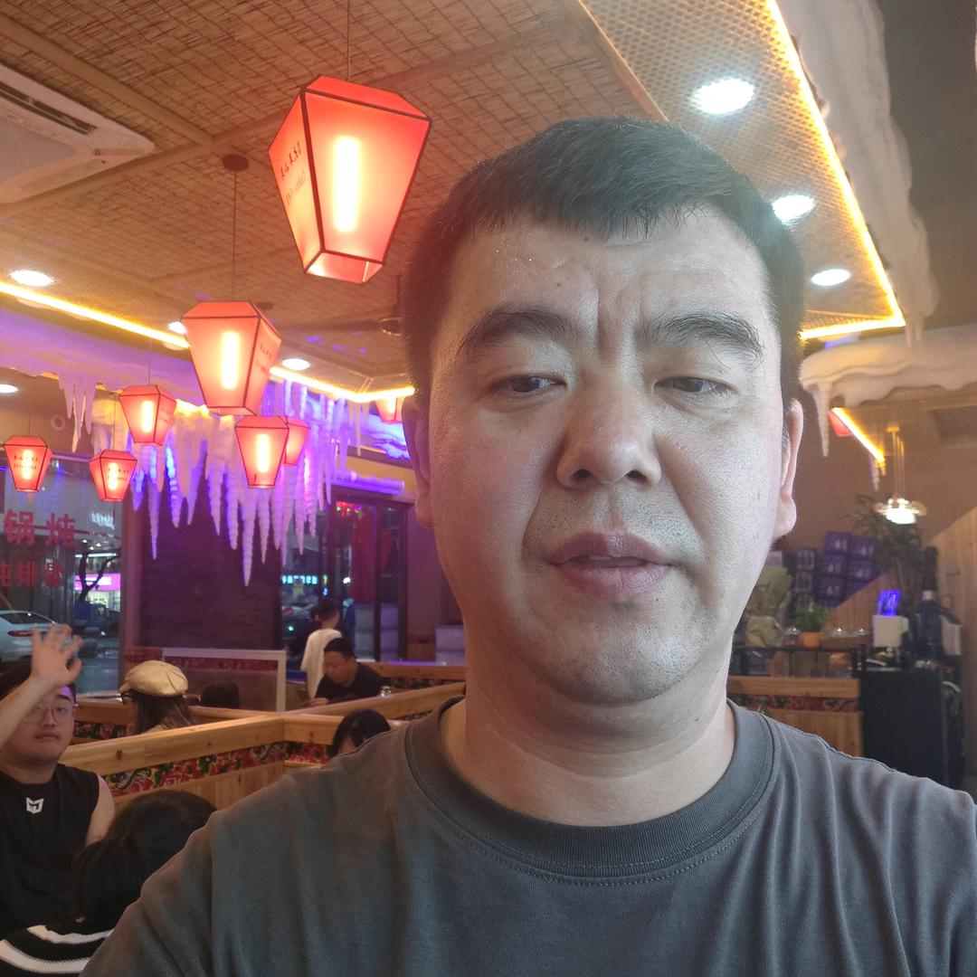 陈家大年小年东北铁锅炖峰哥（横店总店）